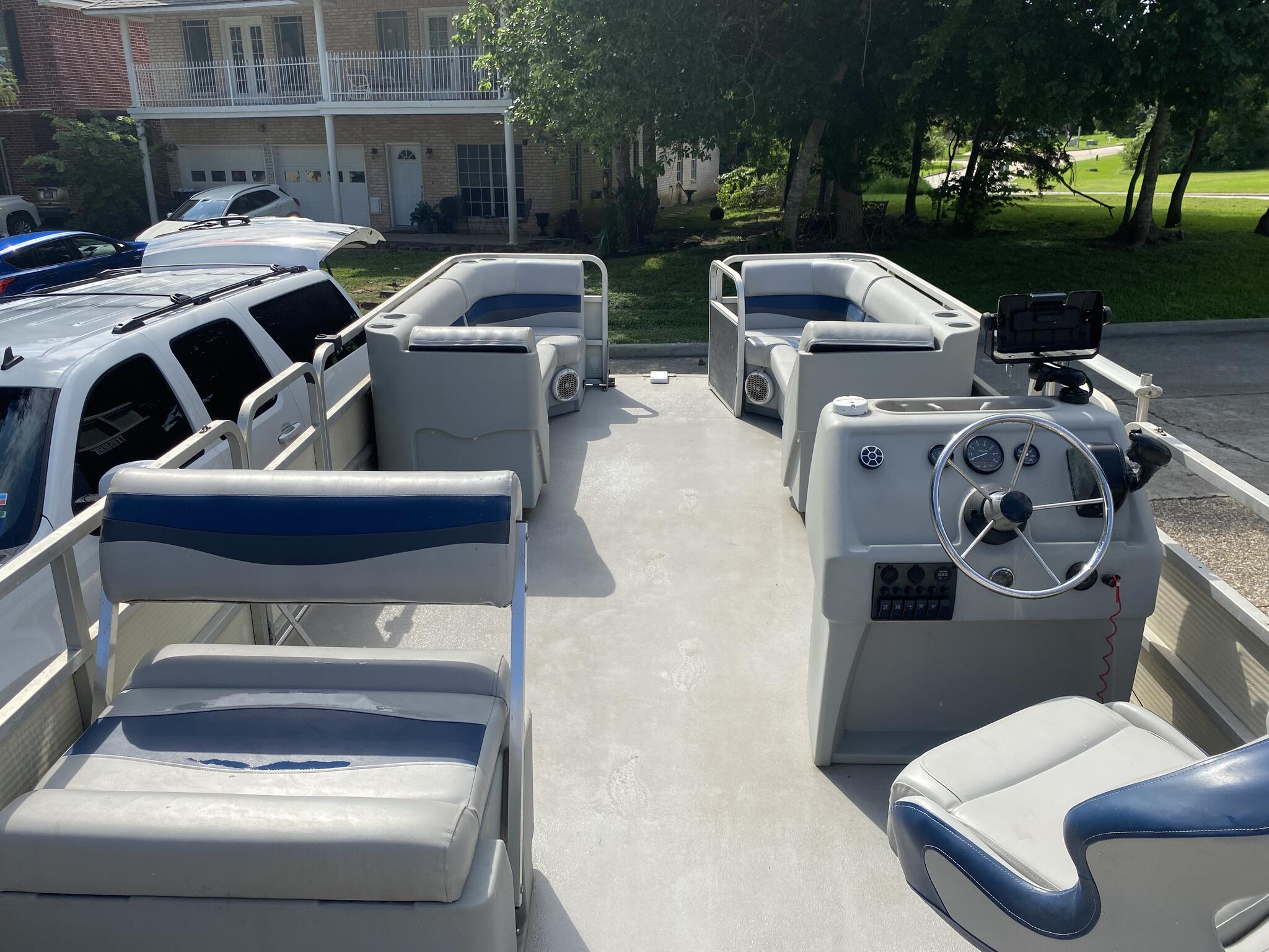 Pontoon Boat for 7000 in Montgomery, TX For Sale & Free — Nextdoor