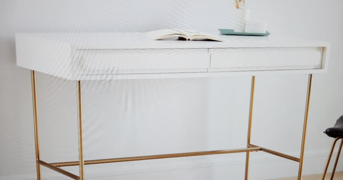 Gemini Desk in Bluffton, SC Finds — Nextdoor