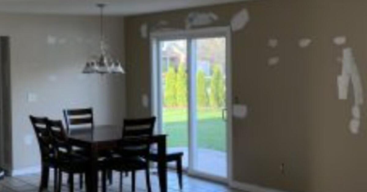 Interior Painting And Wallpaper Removal for 100 in Rochester, NY For