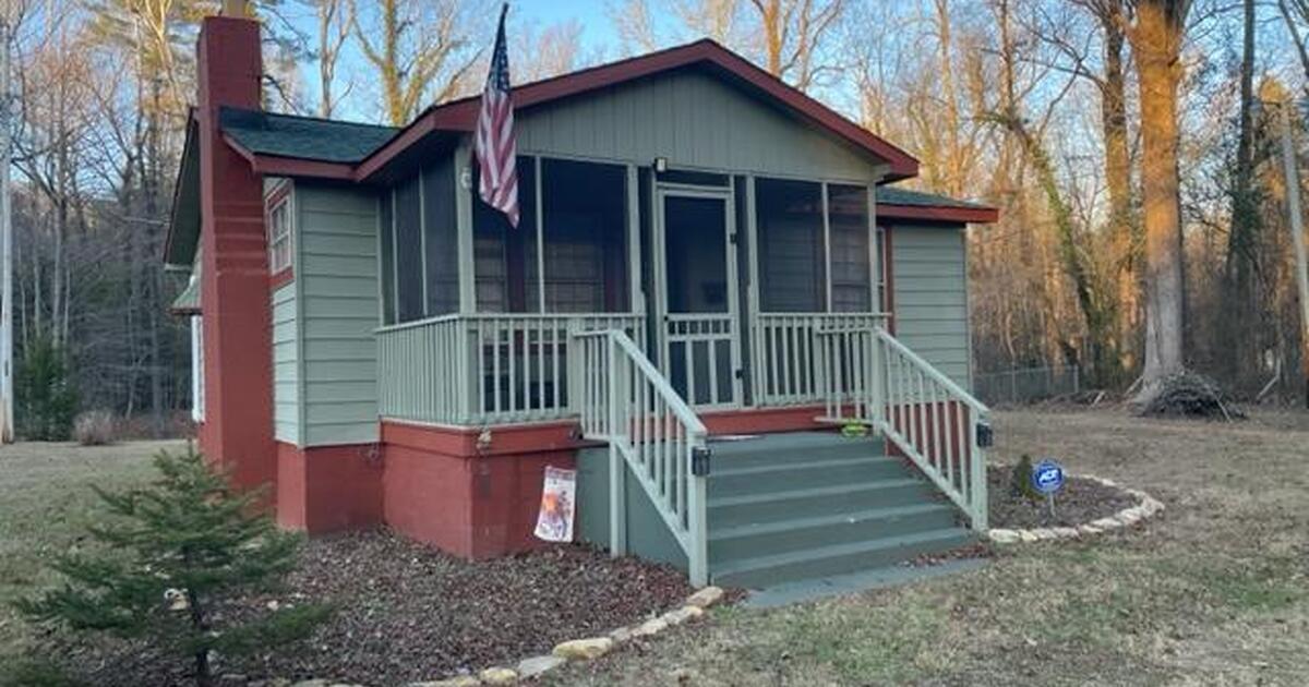 Mountain Home on River Furnished Rental for 1 in Marietta, SC For