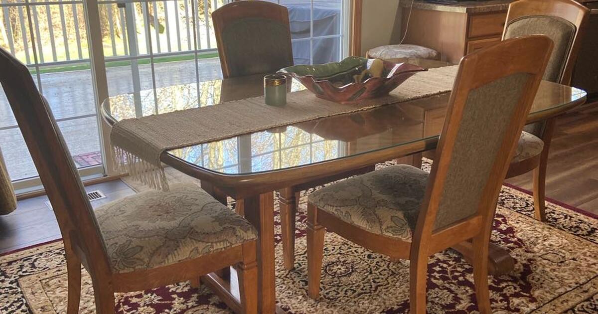 Dining room table and chairs for $350 in Uniontown, OH | For Sale ...