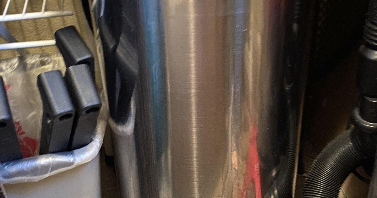 Kitchen Garbage Can for Free in Bellevue, WA For Sale & Free — Nextdoor