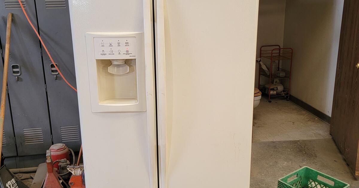 Ge profile artica refrigerator for 150 in Denver, CO Finds — Nextdoor