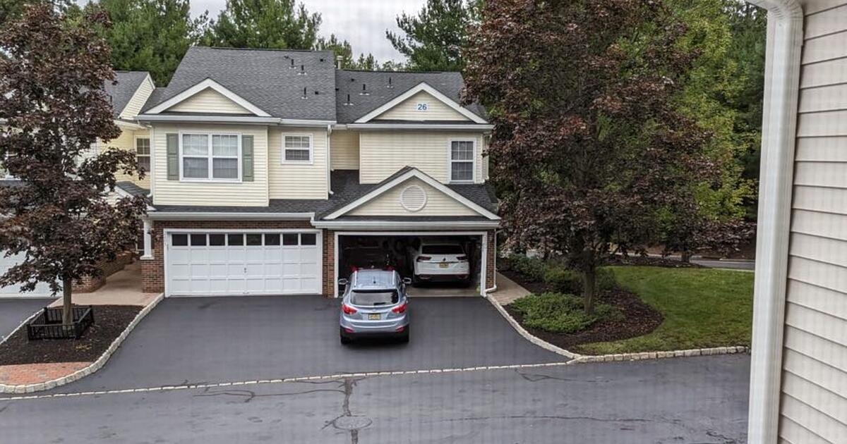 Townhouse FSBO (Buyer Agents are for 293510 in Denville, NJ