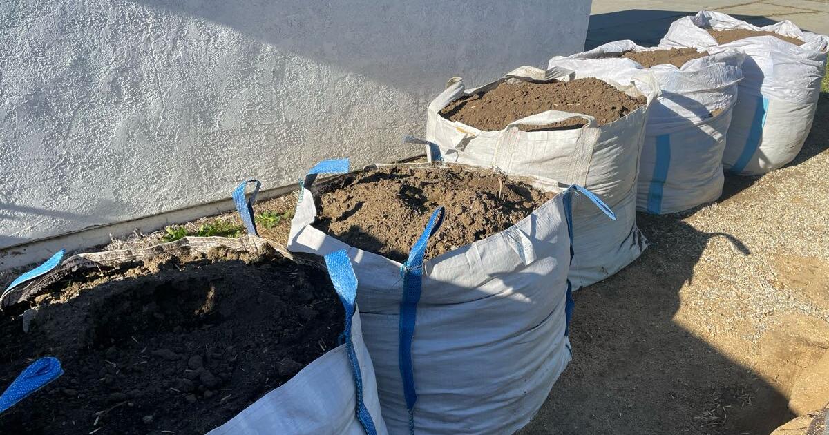 0 Free garden soil, dirt, topsoil, filler etc for Free in Whittier, CA