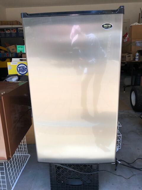 sanyo sr 3660s refrigerator