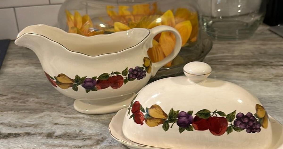 Vintage Gravy Boat & Butter Dish for 10 in Virginia Beach, VA Finds