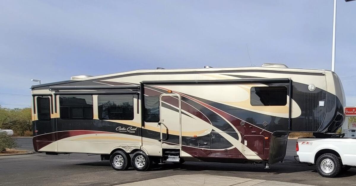 Cedar Ridge 5th Wheel BEAUTIFUL! 2013 36CKTS 39.9' Forest River Cedar Creek Touring Edition ...