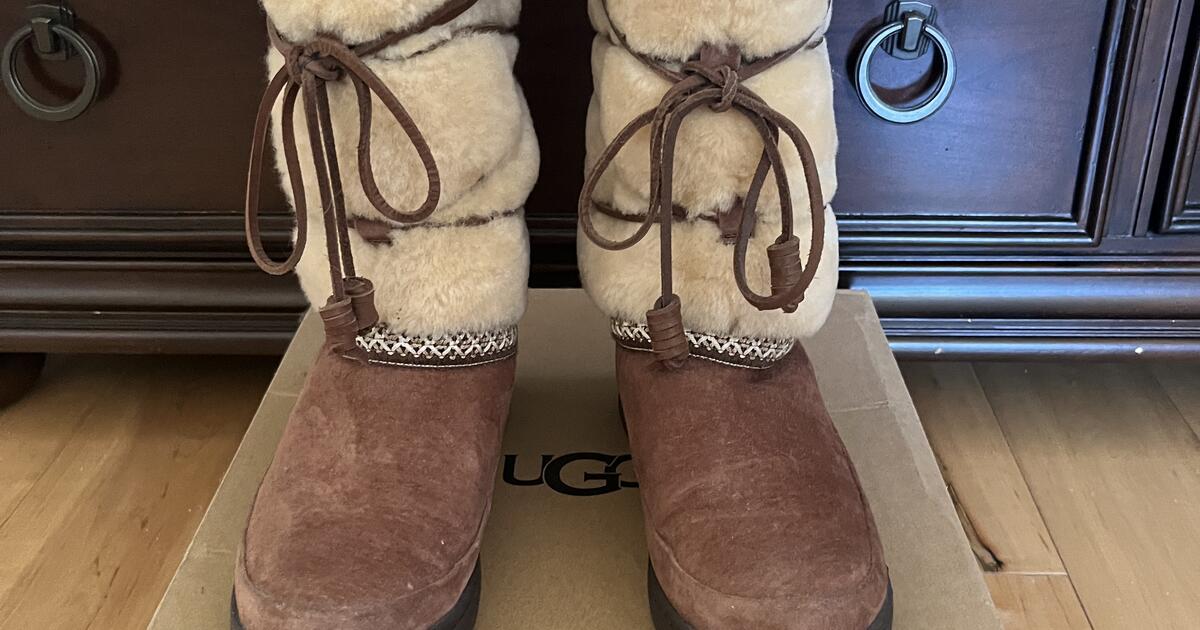 Anyone know where I can get these lv uggs? My girls in love with them :  r/repbudgetsneakers