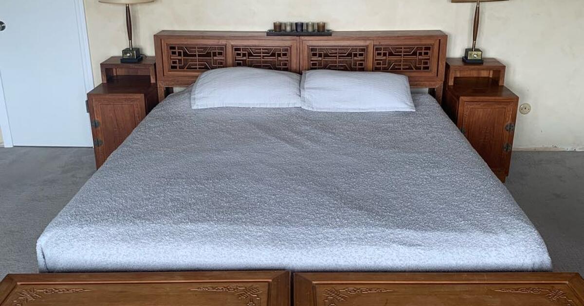 Midcentury Japanese Bedroom Set for 195 in Carlsbad, CA For Sale