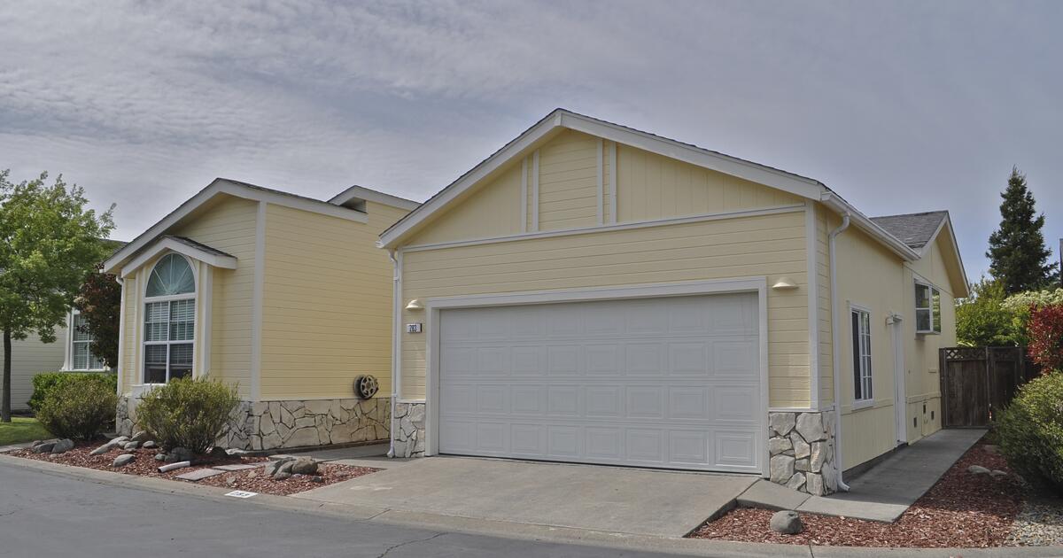 Seven Flags Mobile Park Community Sale Sat 14 for Free in Sonoma, CA