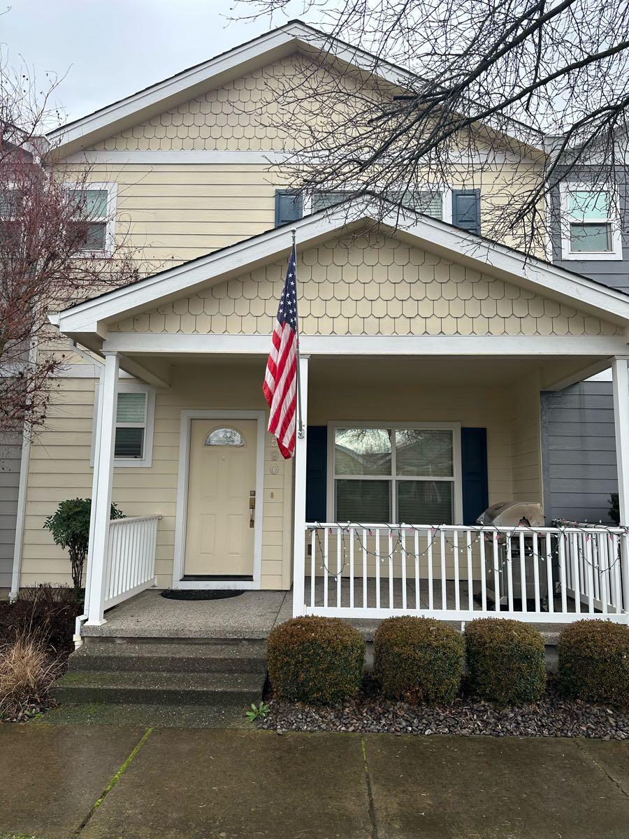 Private rooms for rent for 600 in Central Point, OR For Sale & Free