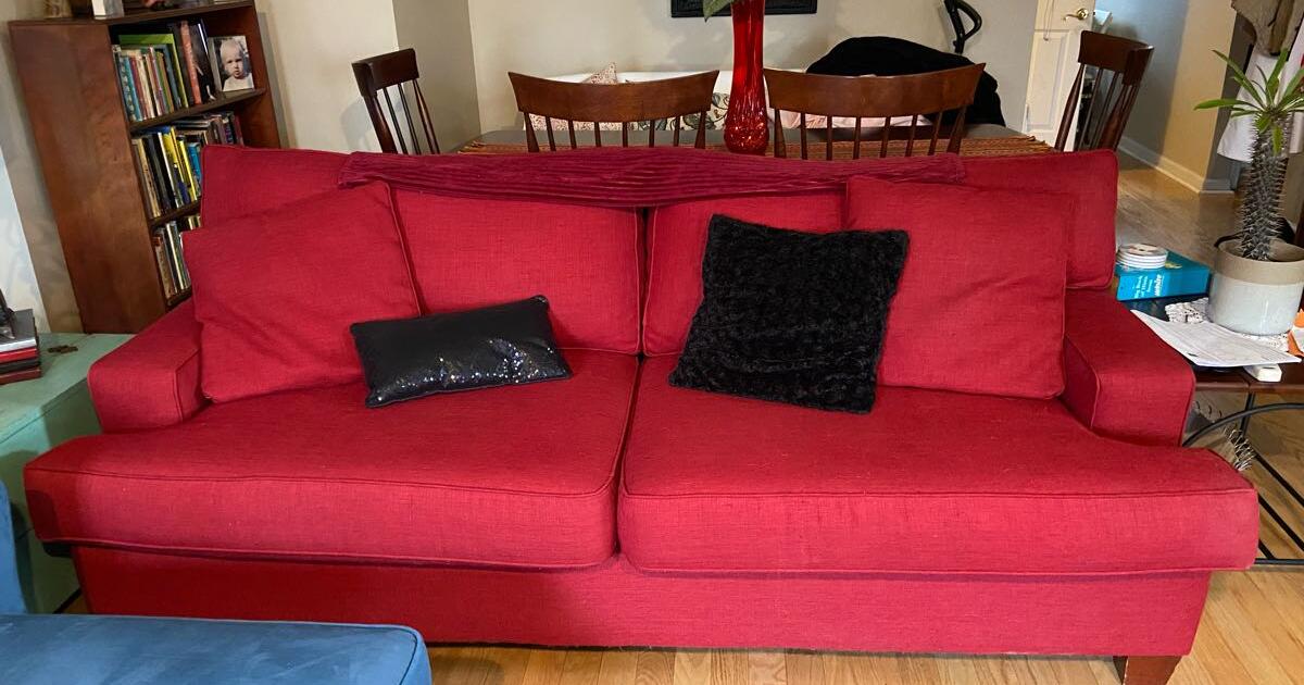 Sofa Express couch and chair for 200 in Indianapolis, IN For Sale