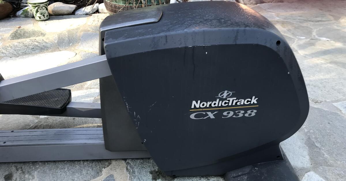 Elliptical machine NordicTrack CX 938 for Free in Altadena, CA For