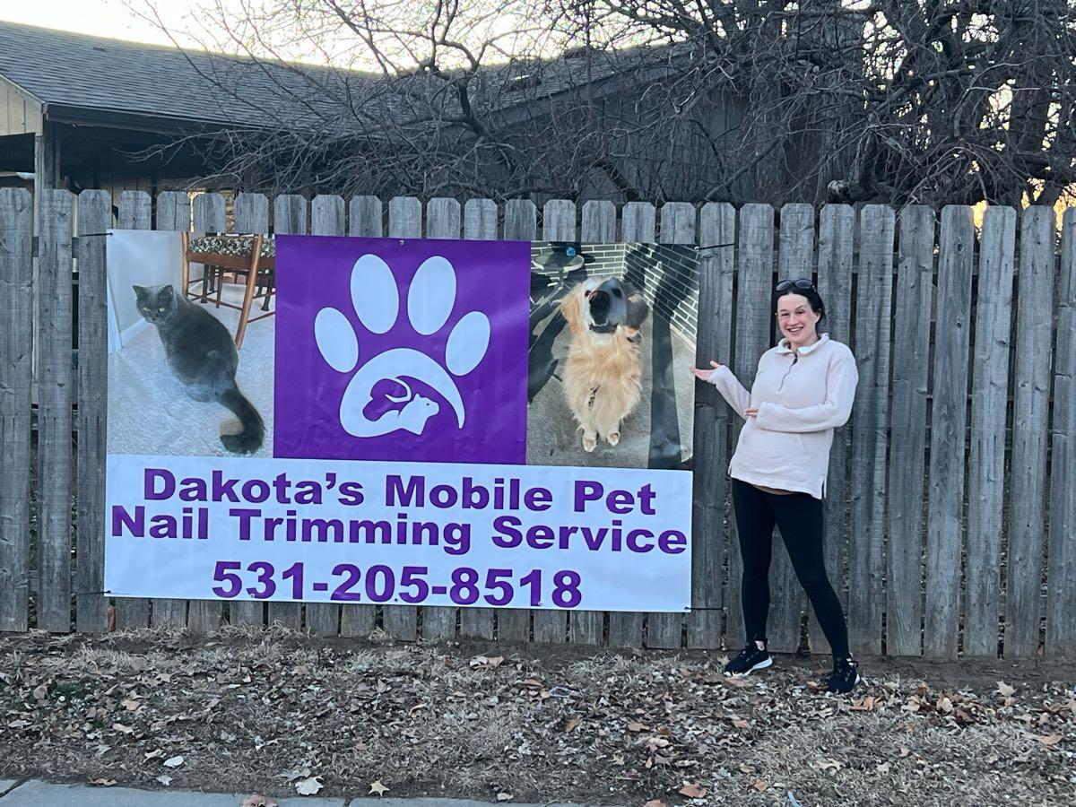 Mobile pet nail sales trimming near me