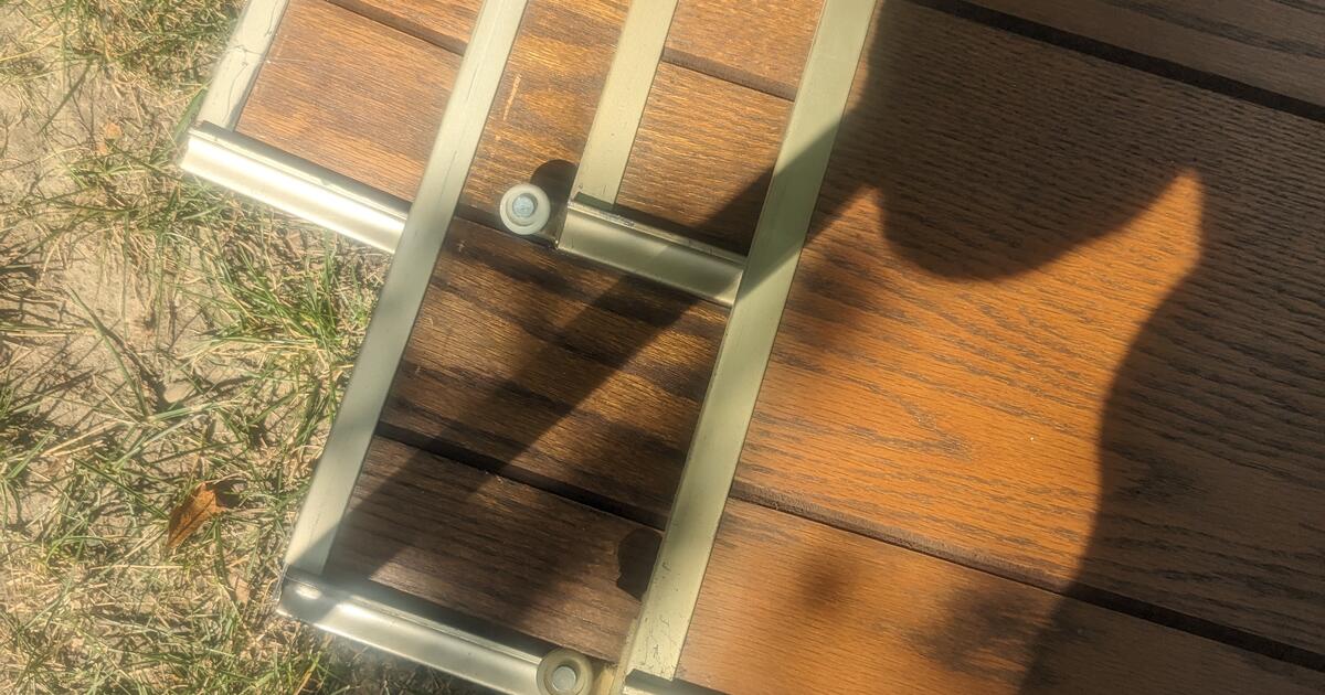 Cambridge Condos large closet sliding doors for Free in Painesville, OH