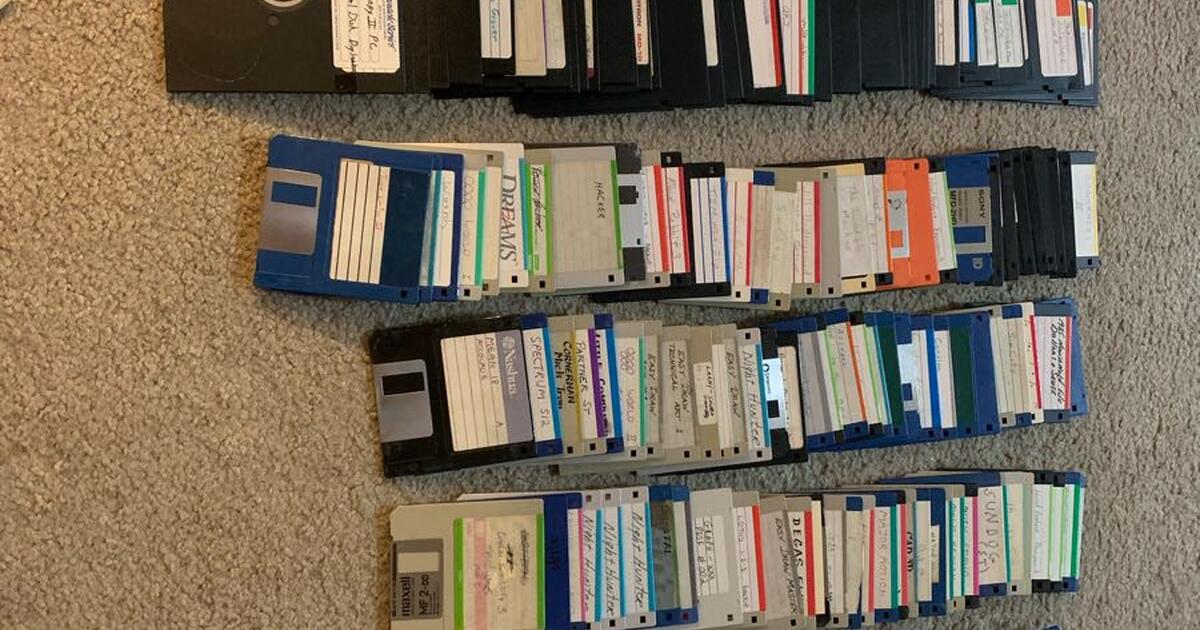 I m Buying Old Computer Games On Floppy Disks Apple Commodore 64 I m Buying Old Computer Games On Floppy Disks Apple Commodore 64