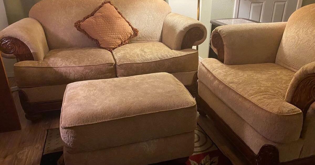 Ashley 3 piece sofa set and matching Ashley table. Will sell sofa