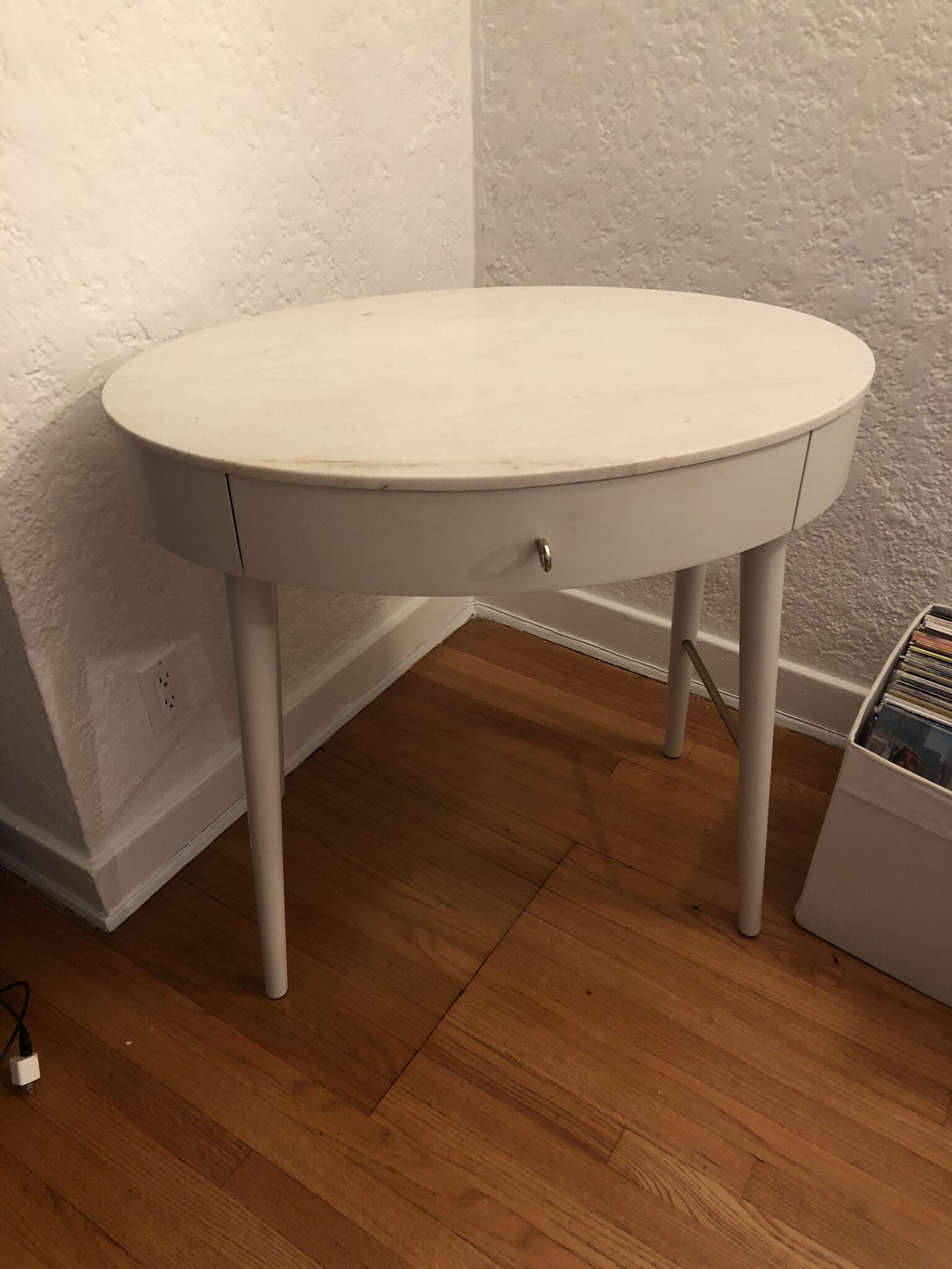 penelope mini desk oyster