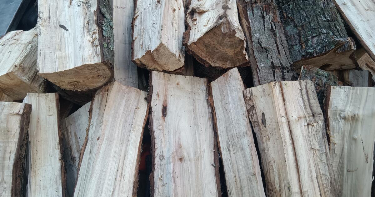 Seasoned Hickory +Oak Firewood for 100 in Greenville, SC For Sale