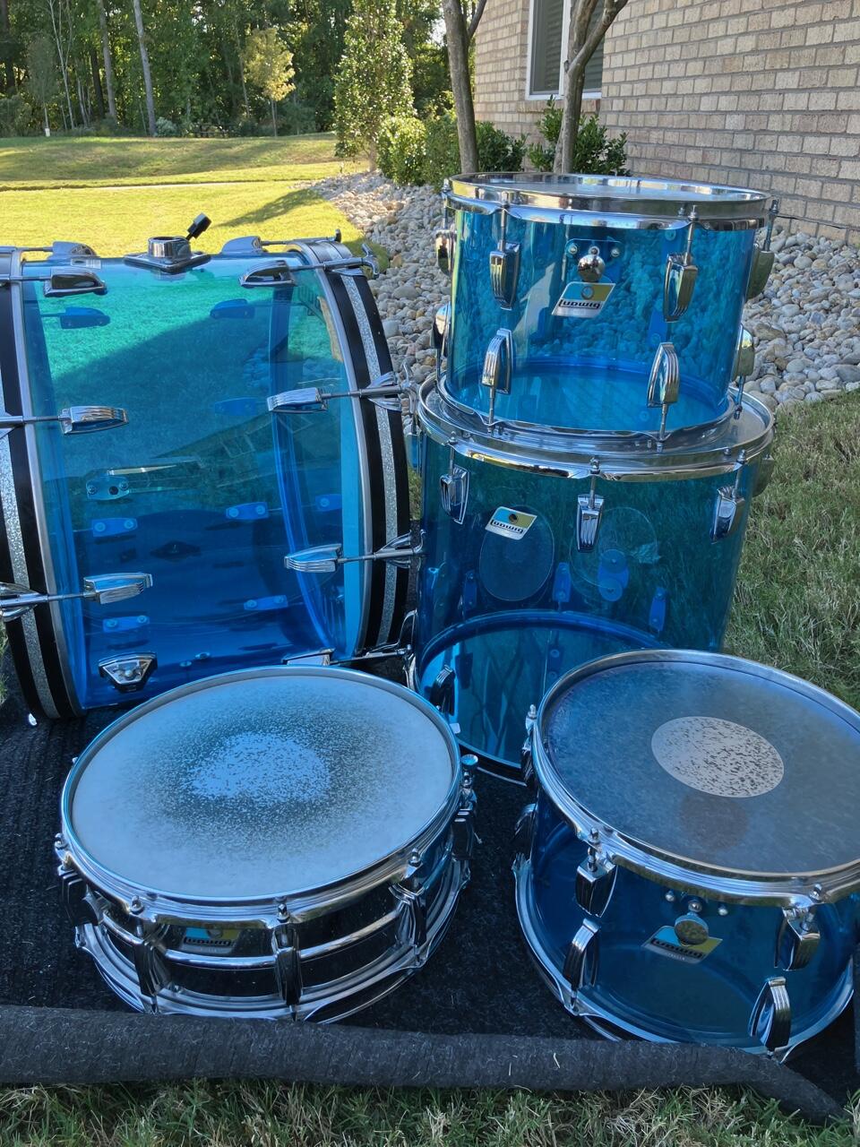 Ludwig Blue Vista-lite drum kit