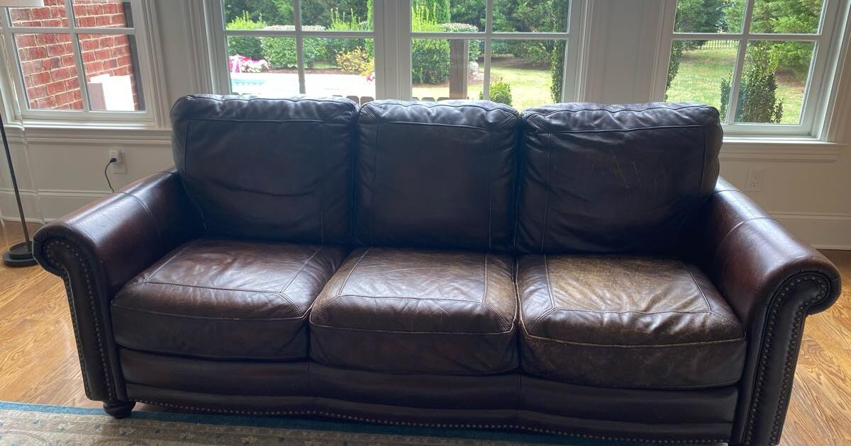 Two used leather couches for 1500 in Franklin, TN For Sale & Free