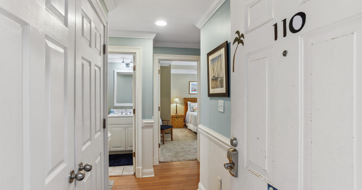 Tybee Island Condo For Rent Oct 10th thru Feb. 10th for 5600 in Rock