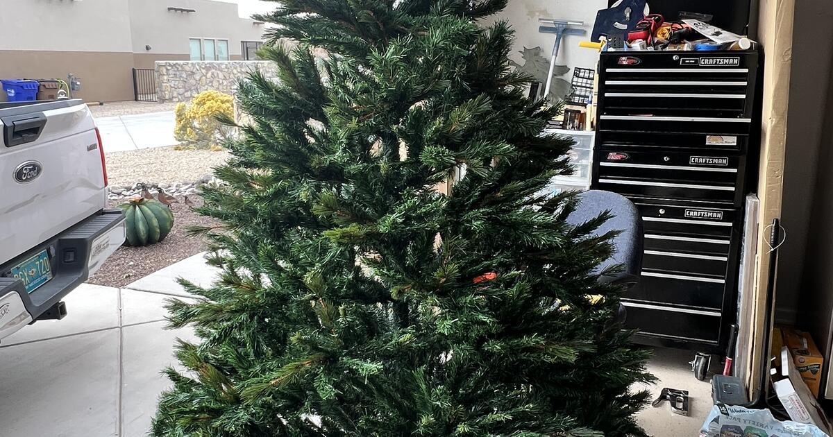 Artificial Christmas Tree for 95 in Las Cruces, NM Finds — Nextdoor