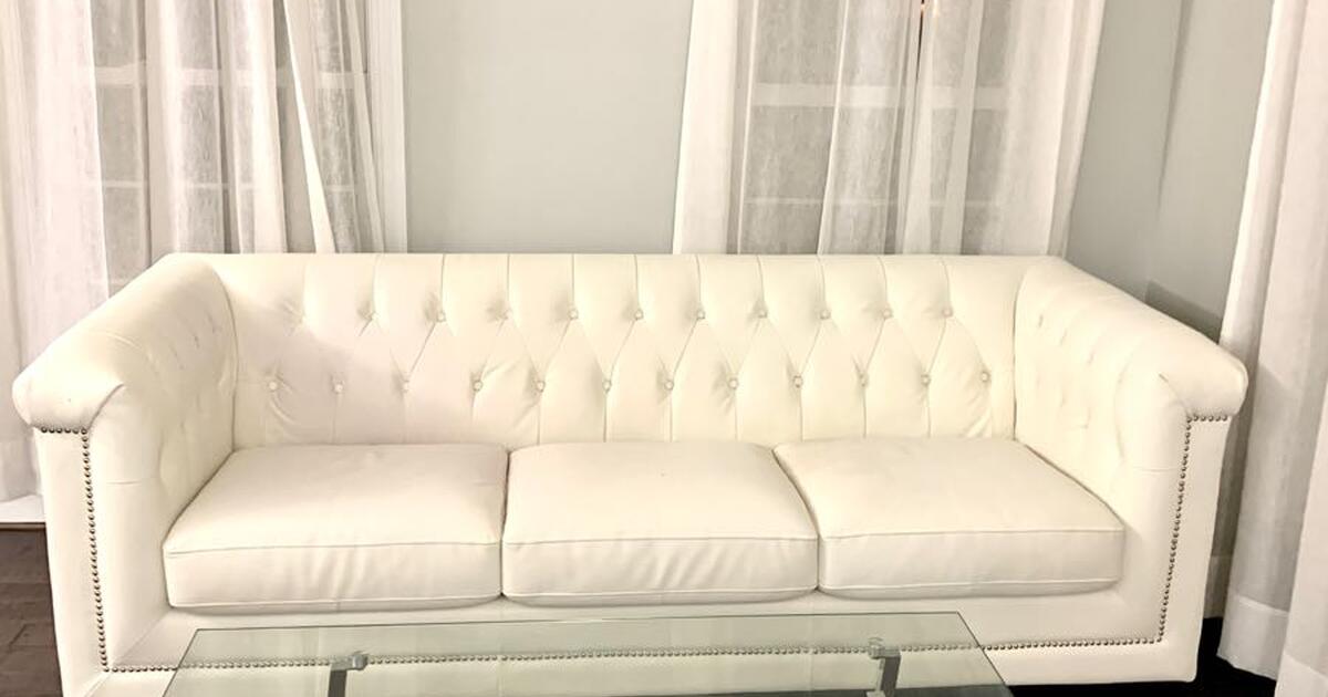 Large 3 seat sofa/couch for 499 in Hagerstown, MD For Sale & Free — Nextdoor