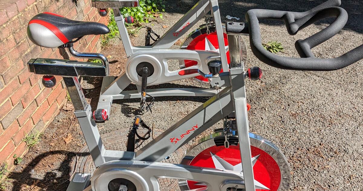 Curb Alert FREE Two Stationary Bikes for Free in Arlington, VA For
