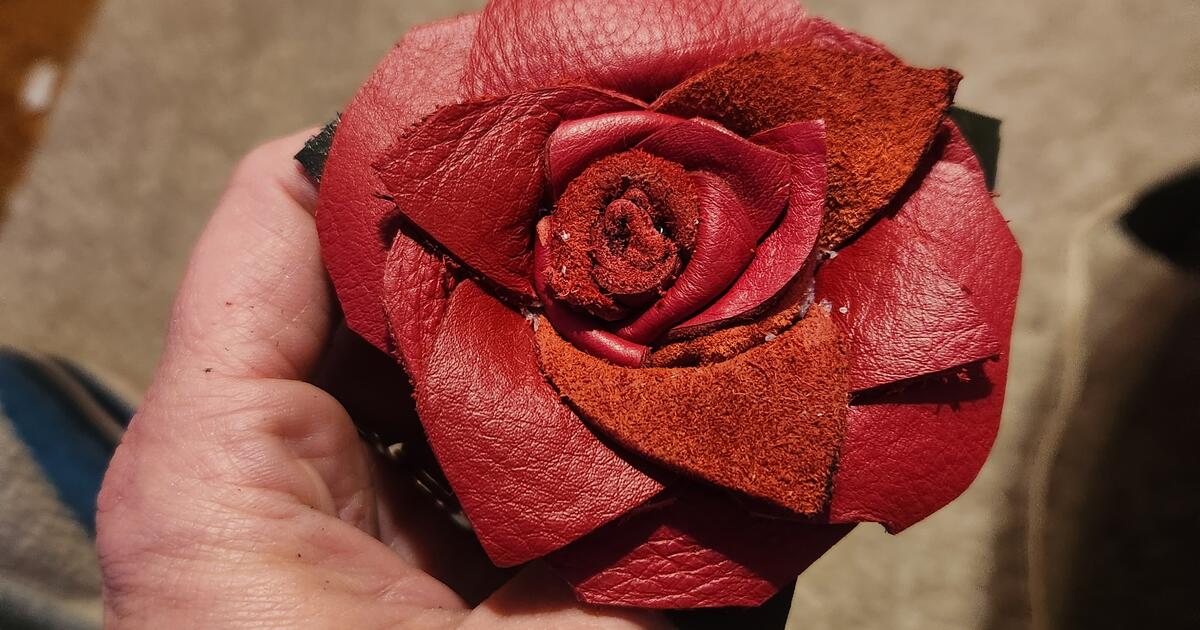 Wreaths and roses for 20 in lawrence ks for sale free nextdoor