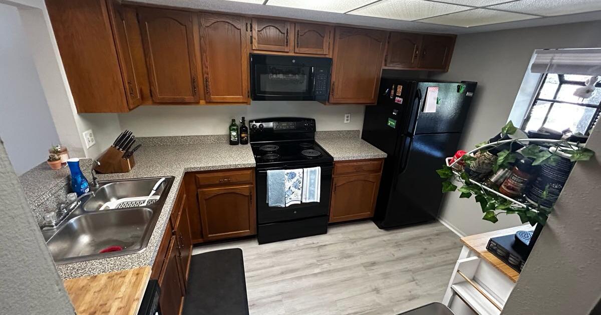 Condo for rent in Mission Lakes Annual Rental for 1950 in Venice, FL