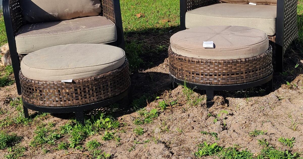 Patio Set for 100 in Leesburg, FL Finds — Nextdoor