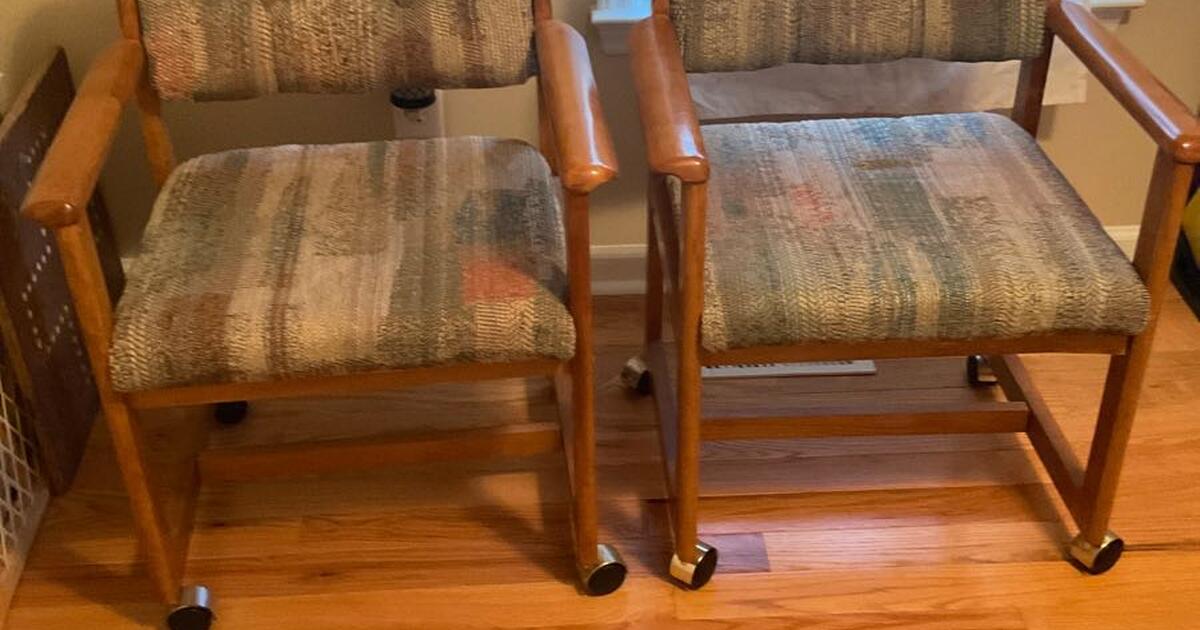 Rolling Dining Chairs for Free in Garner, NC For Sale & Free — Nextdoor