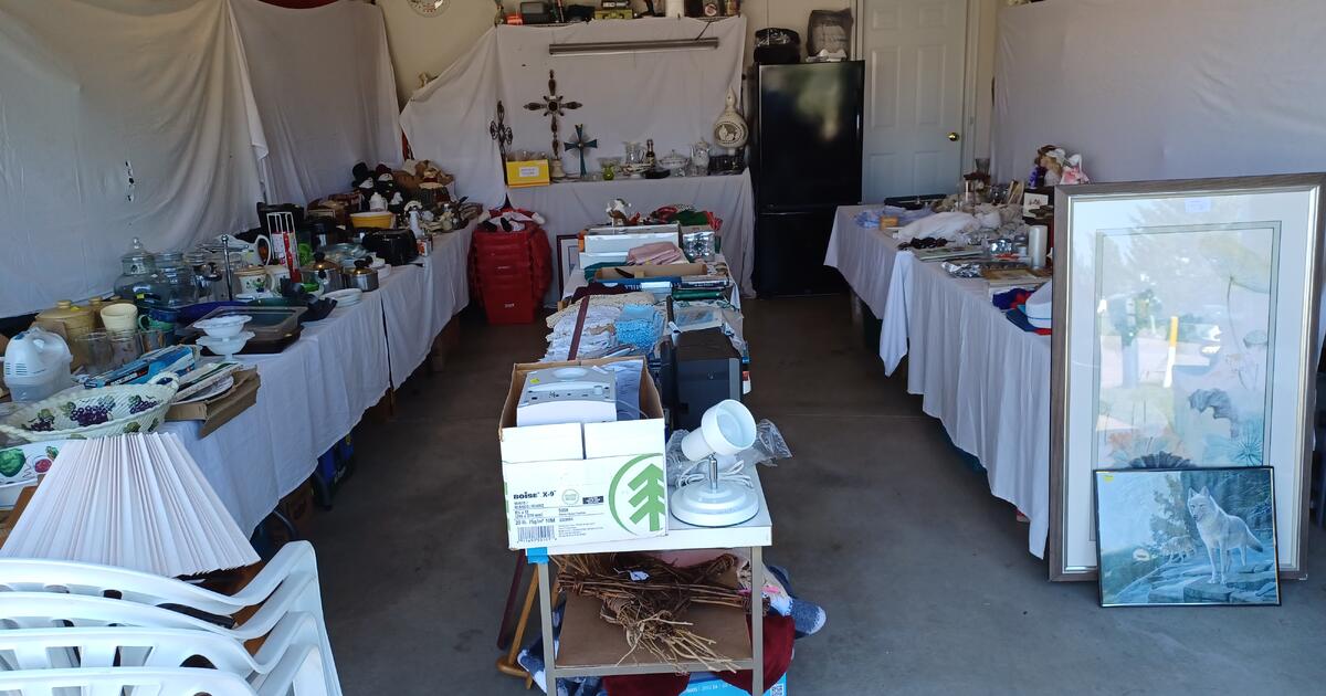 Huge Downsizing Garage Sale in North Ridgeville, OH For Sale & Free