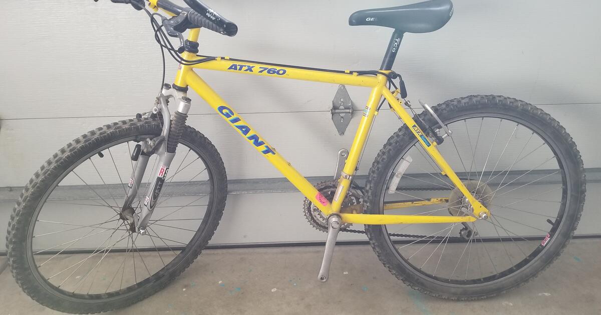 Giant ATX 760 mountain bike for 65 in Hercules CA For Sale