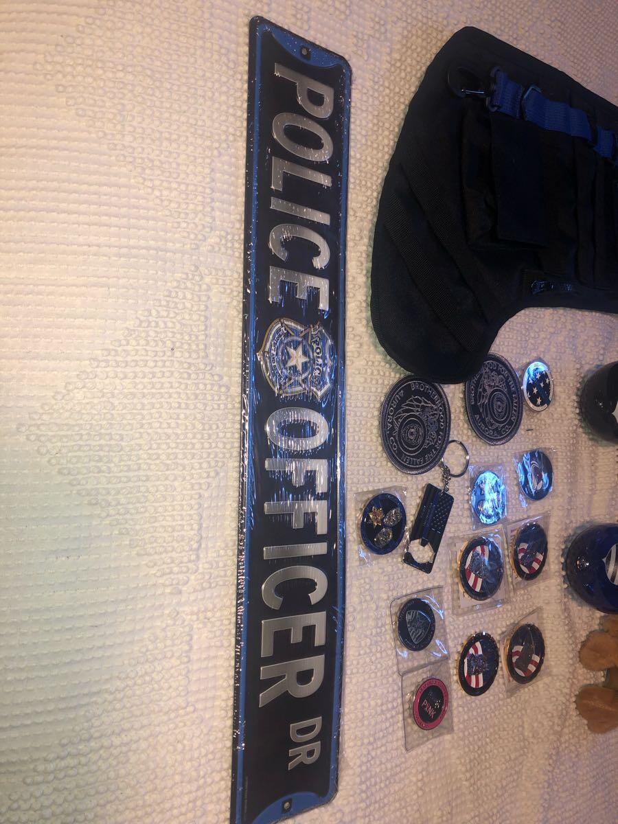 Law Enforcement Gift Set For 15 In Aurora CO For Sale Free Nextdoor