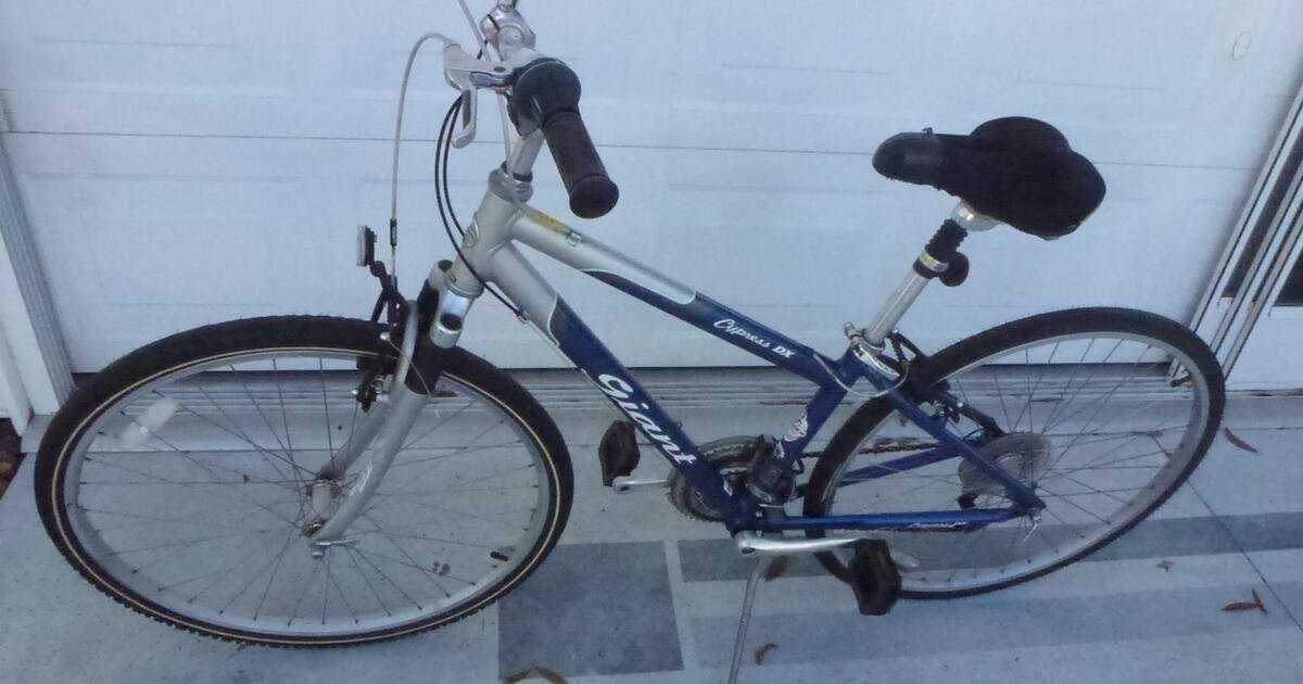 Mountain/Road Bike Giant Cypress DX 21 Speed for 120 in Leesburg