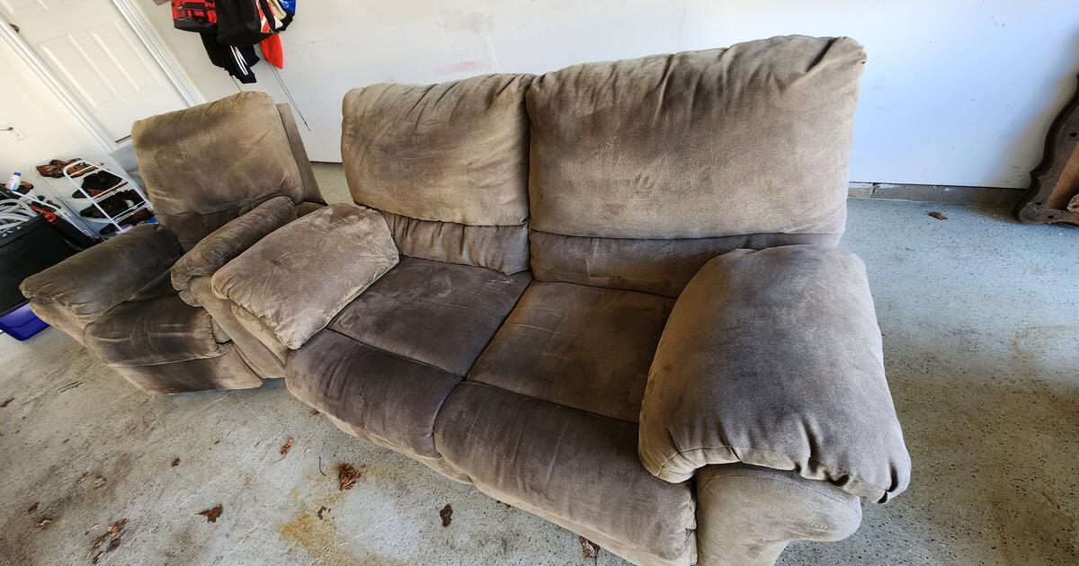 furniture for Free in Coon Rapids, MN Finds — Nextdoor