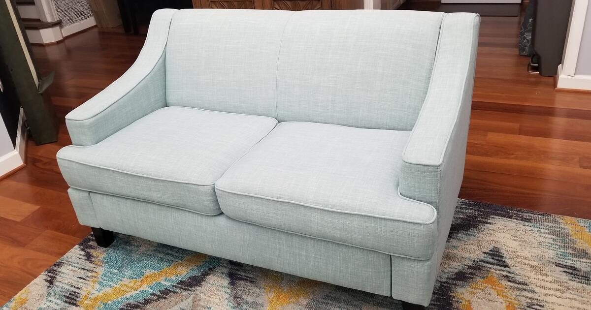 Must Go! I'm Selling Sofas, Bed, and much more! for 1 in Riverview, FL For Sale & Free — Nextdoor