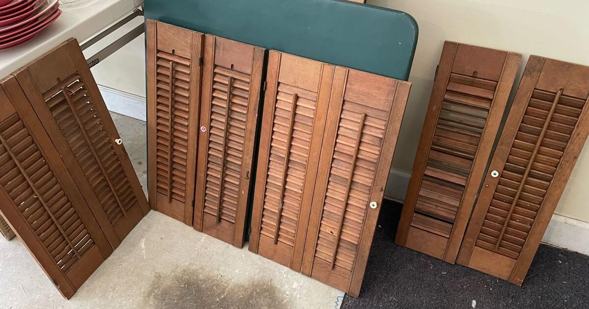 Garage sale items Wed & Thur 10/18 10/19. Send a message if you see