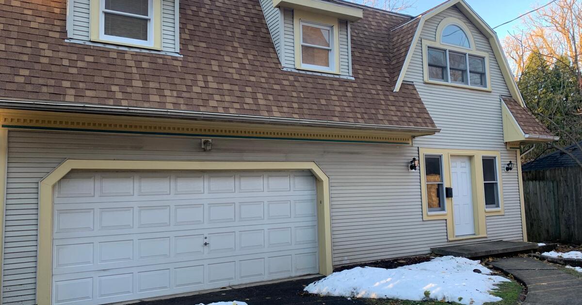 Crescent Avenue Carriage House for 1750 in Buffalo, NY For Sale