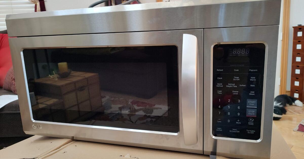 LG overrange Microwave with minor issue for 60 in Las Vegas, NV For
