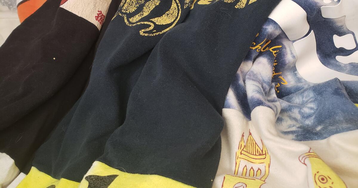 Old Tshirts!? Make a blanket! 👕 🎁 🎄 for 125 in Des Moines, IA For