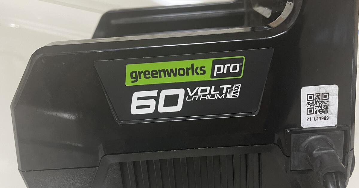 FREE Four Greenworks 60 volt battery chargers for Free in The Villages