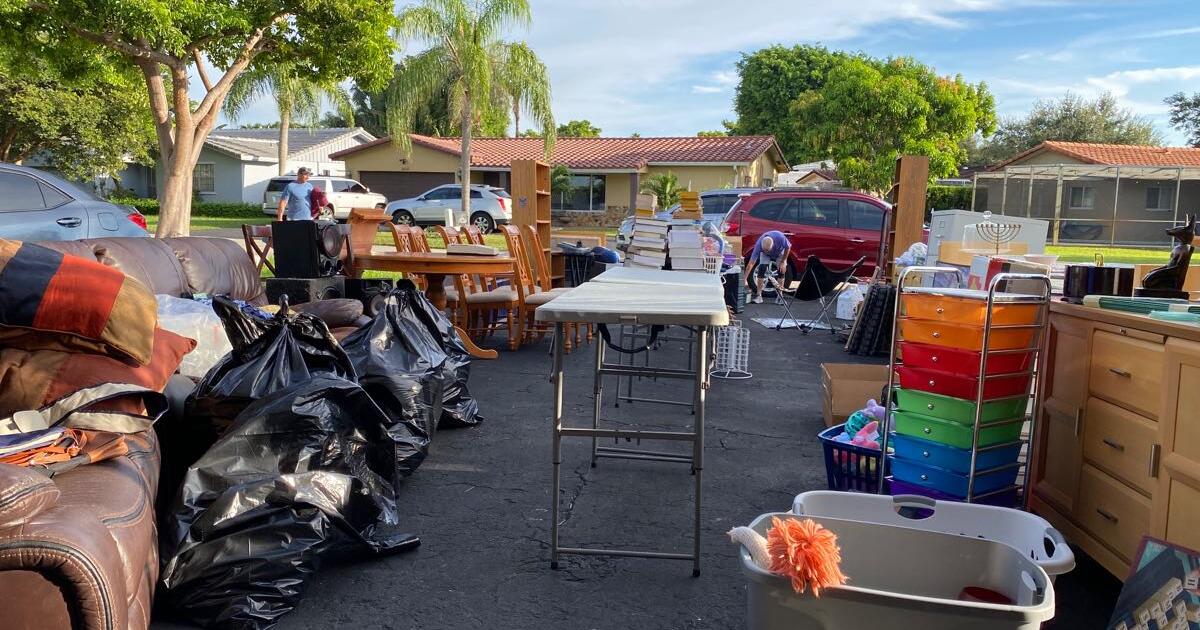 Multi Family Garage Sale in Coral Springs, FL Finds — Nextdoor