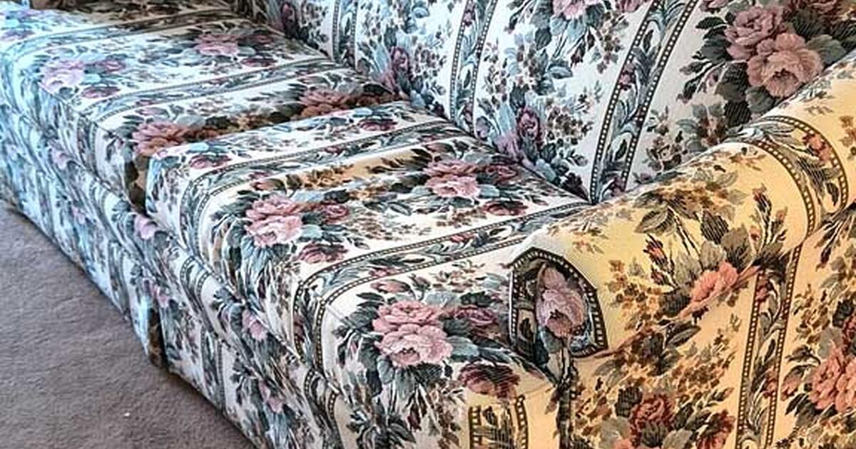 Free Broyhill Sofa / couch for Free in Mount Vernon, WA Finds — Nextdoor