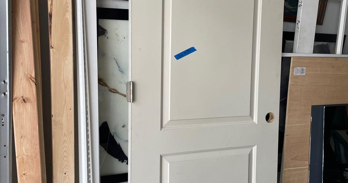 New Door for sale 32 wide x 80 tall interior door for 5 in Virginia