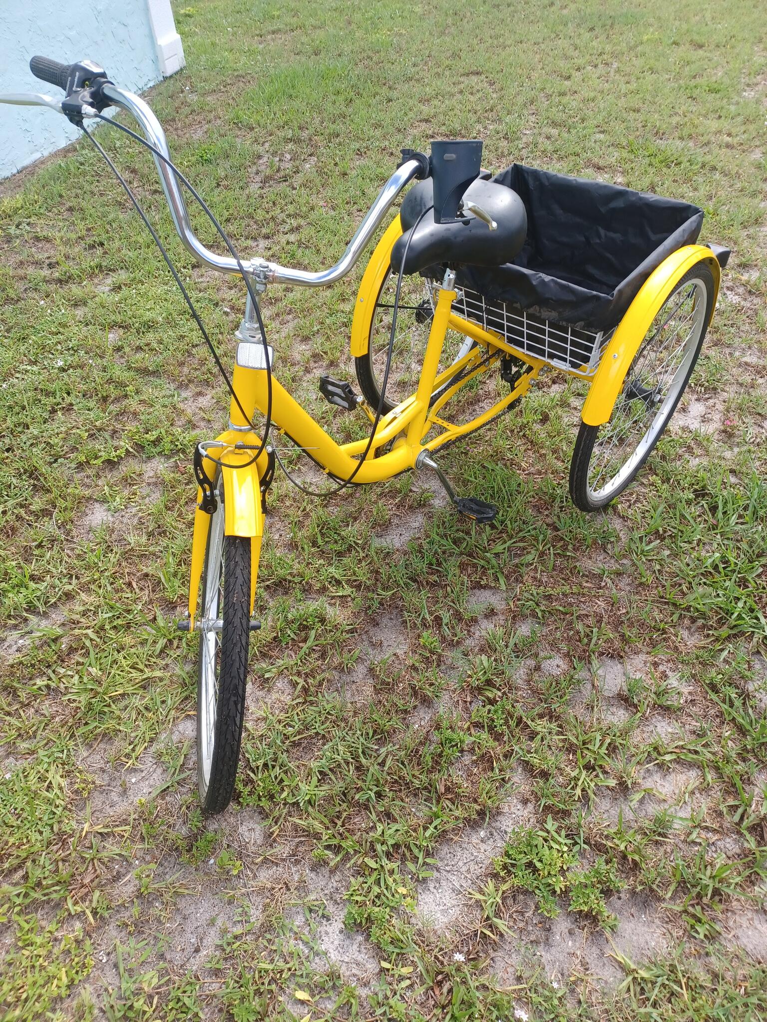 three wheeled bicycle