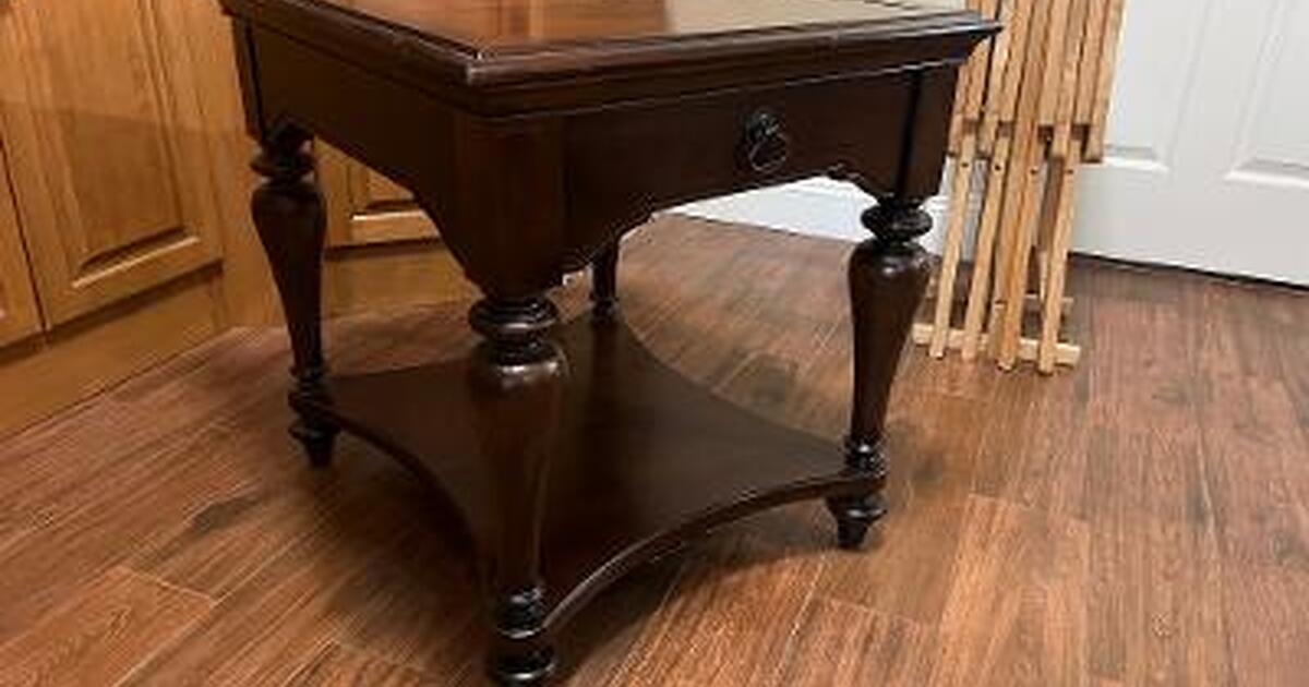Thomasville end table for 75 in Orlando, FL Finds — Nextdoor